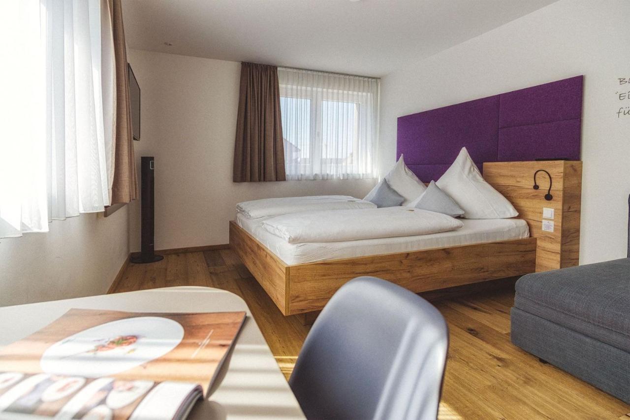 Hotel Restaurant Kochschule Roessle Елзах Екстериор снимка